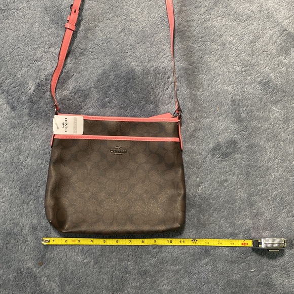 Coach Crossbody Bag with Zipper - Pink and Signature Coach Design - NWT - Picture 7 of 8